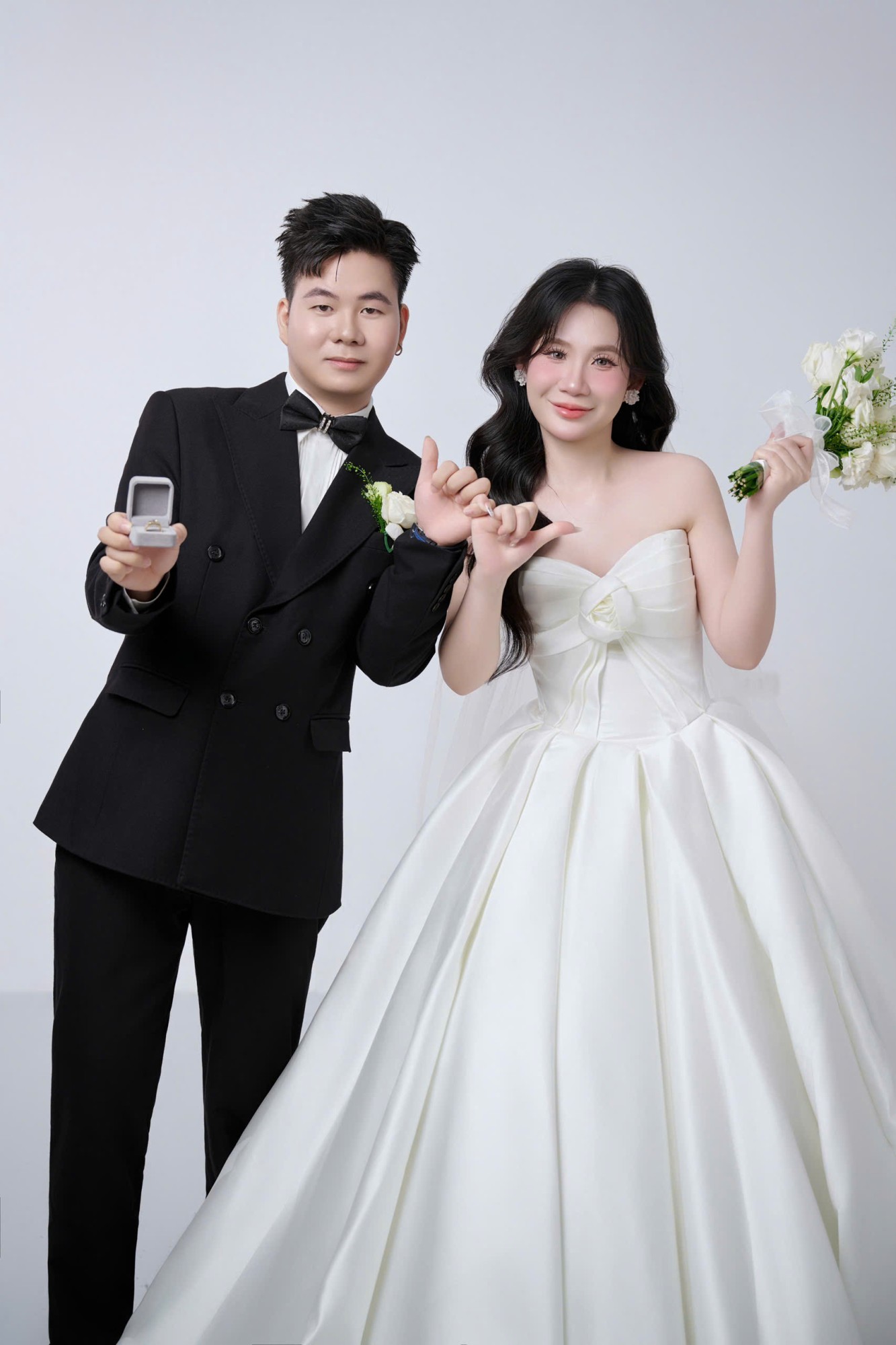 Thiệp cưới online - chị gái